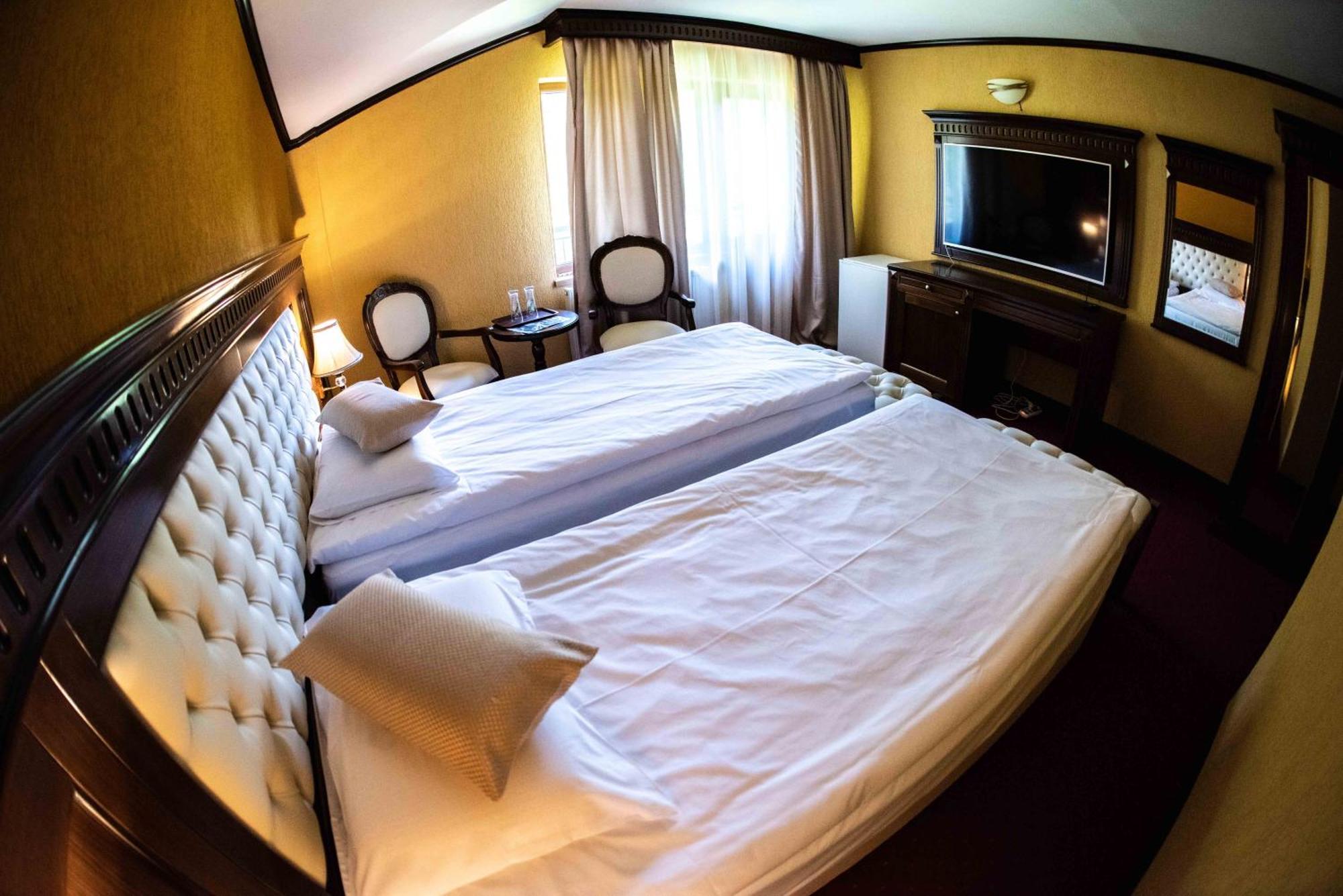 Băile Olăneşti Hotel Trei Brazi מראה חיצוני תמונה