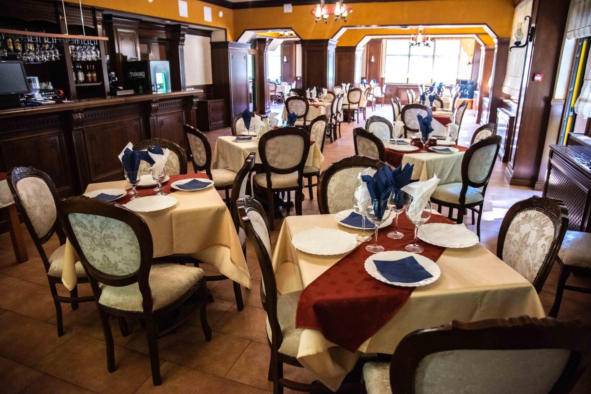 Băile Olăneşti Hotel Trei Brazi מראה חיצוני תמונה